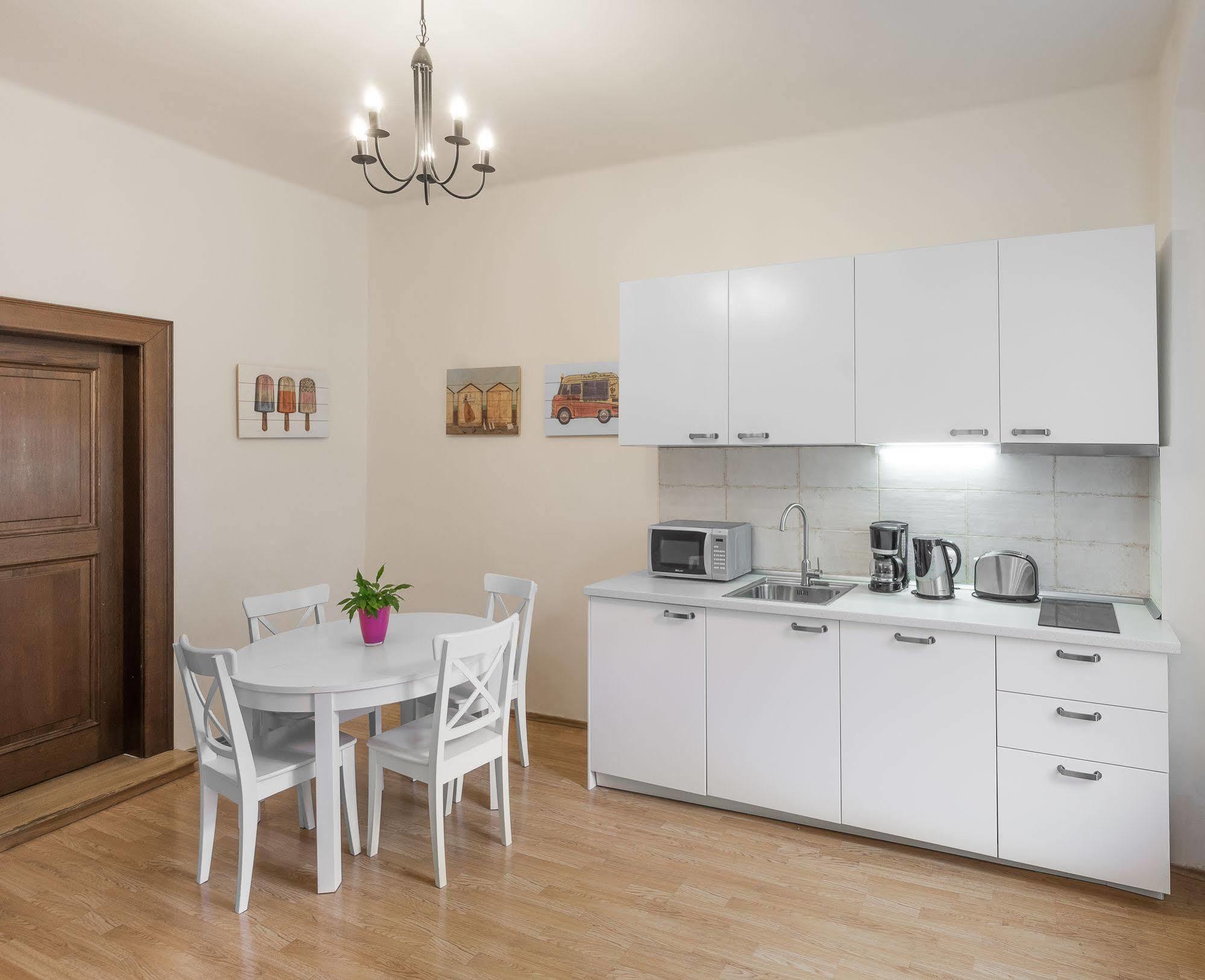 Abc Suites Praha Eksteriør bilde
